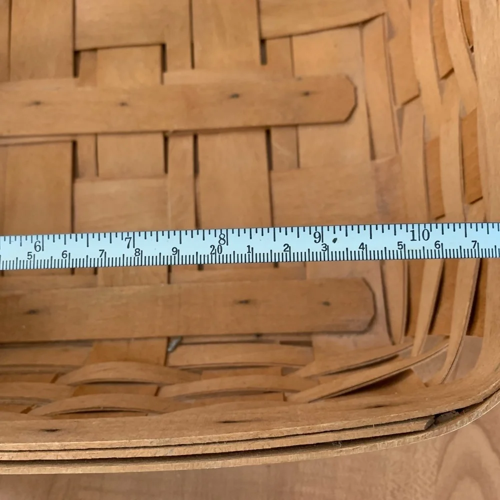 Longaberger rare pie or berry basket large size 1996 vintage